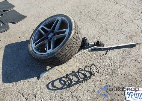 2015 Mercedes-Benz Glk 350 z USA, uszkodzony, nr VIN WDCGG5HB5FG383540